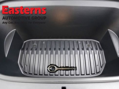 Used 2022 Tesla Model Y Long Range AWD/4WD image 7