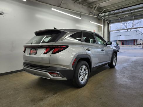 New 2026 Hyundai Tucson SE FWD image 3