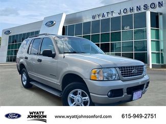 Used 2005 Ford Explorer XLT image 1