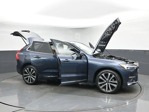 Used 2023 Volvo XC60 B5 Ultimate w/ Climate Package AWD/4WD image 54