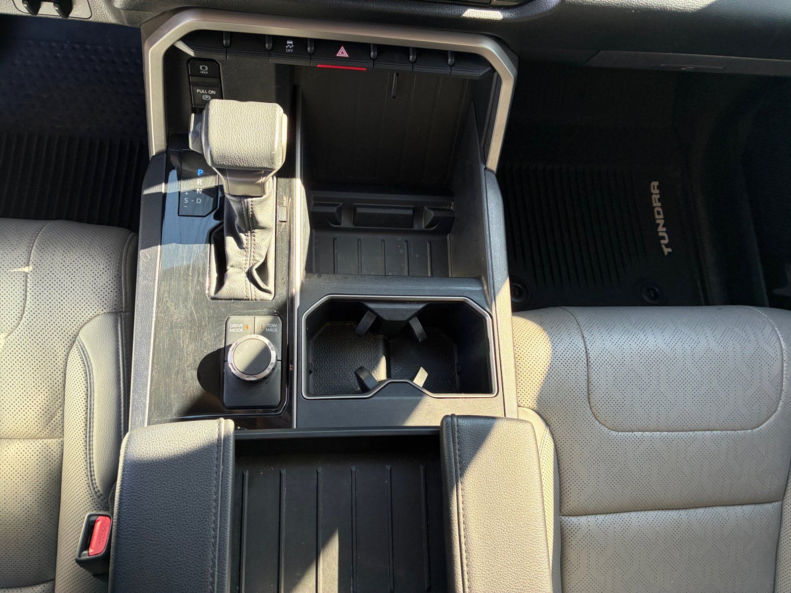 Used 2022 Toyota Tundra SR5 w/ SR5 Premium Package RWD image 21