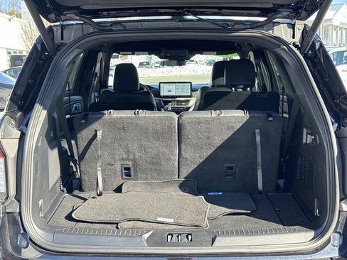 Used 2025 Ford Explorer ST-Line image 14