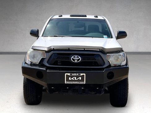 Used 2014 Toyota Tacoma 4x4 Regular Cab image 6