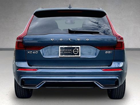 Certified 2026 Volvo XC60 B5 Plus w/ Climate Package image 5