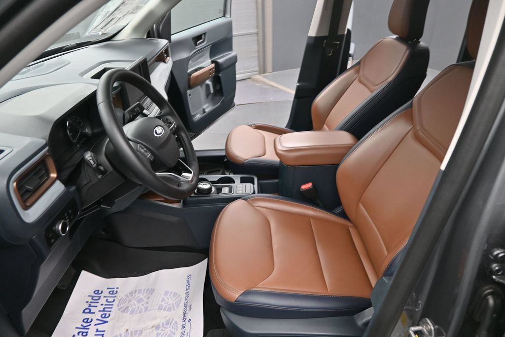 Used 2023 Ford Maverick Lariat w/ Lariat Luxury Package FWD image 19