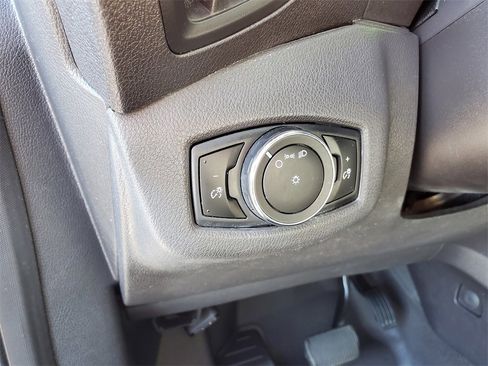 Used 2018 Ford Transit Connect XL image 8