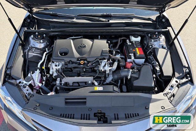 Used 2020 Toyota Camry SE FWD image 16