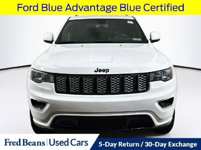 Used 2018 Jeep Grand Cherokee Altitude AWD/4WD image 2