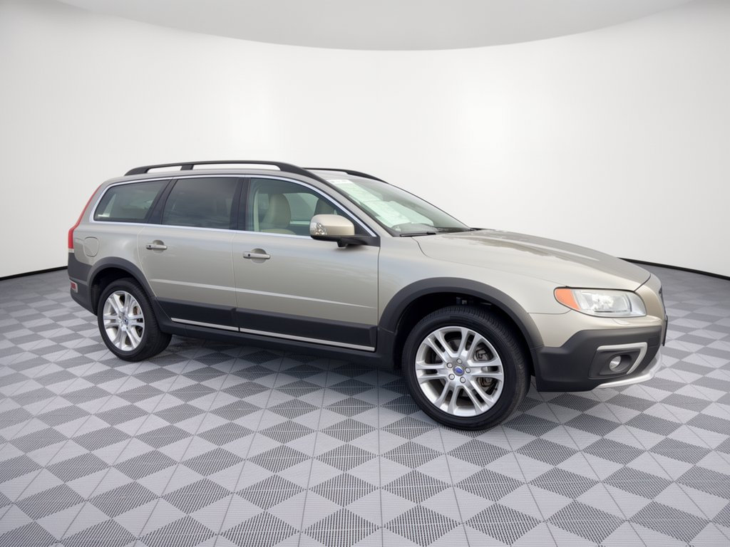 Used 2016 Volvo XC70 T5 Platinum w/ Protection Package FWD image 7