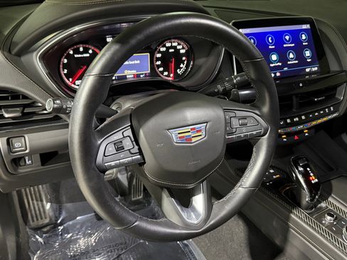 Certified 2023 Cadillac CT5 V image 4