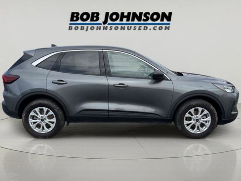 Used 2023 Ford Escape Active AWD/4WD image 4
