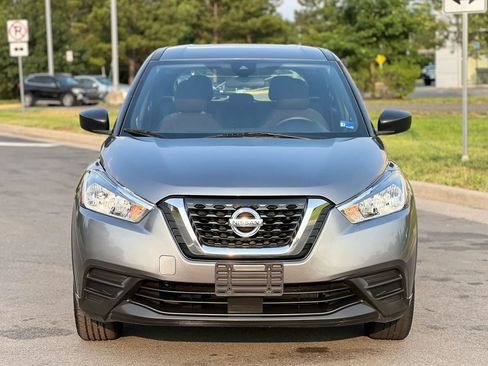 Used 2020 Nissan Kicks S FWD image 8