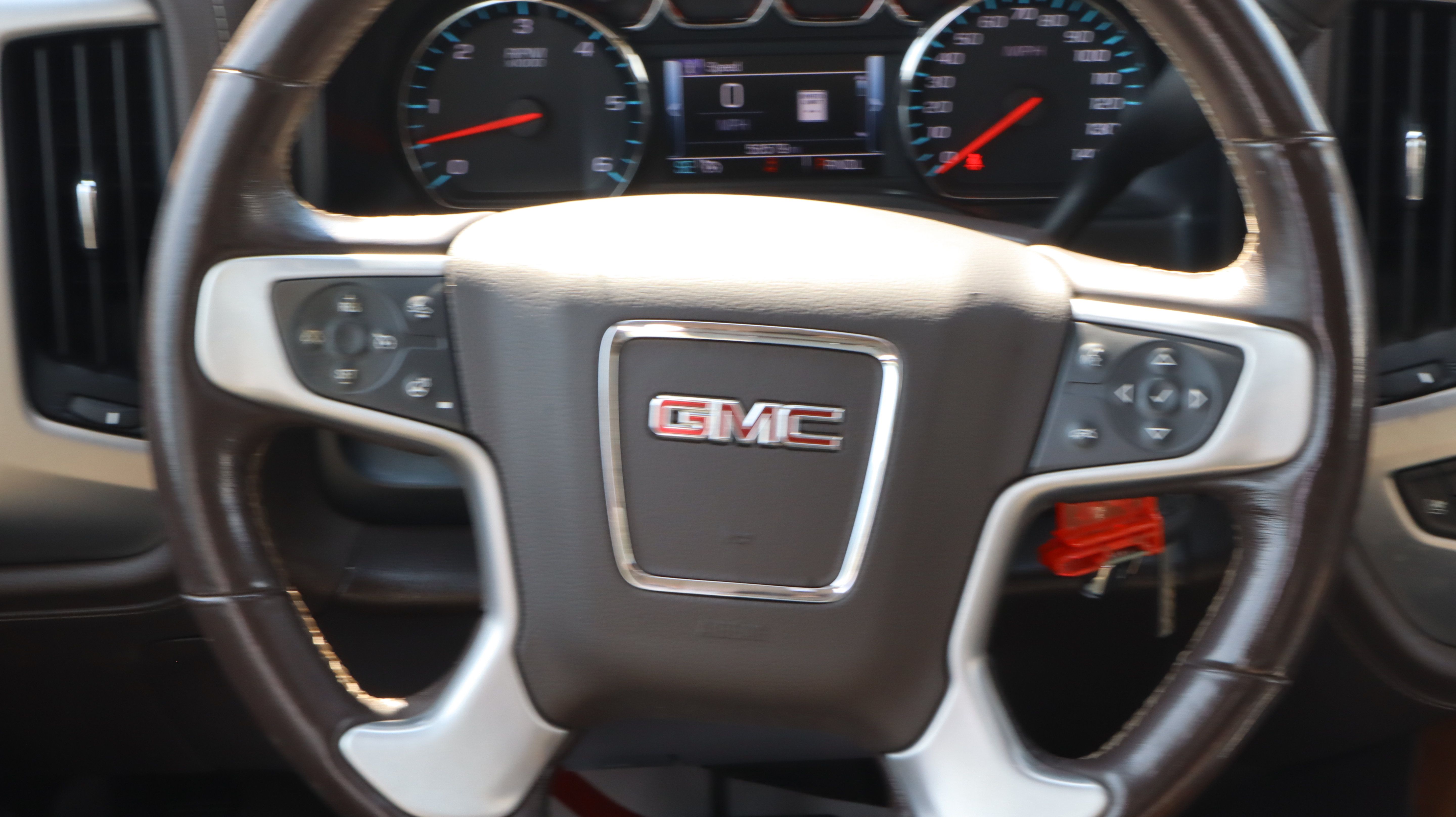 Used 2018 GMC Sierra 1500 SLT AWD/4WD image 14