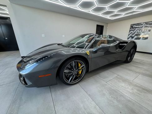 Used 2017 Ferrari 488 Spider RWD image 3