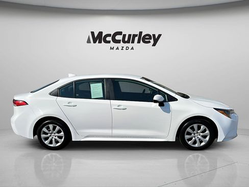 Used 2024 Toyota Corolla LE FWD image 8