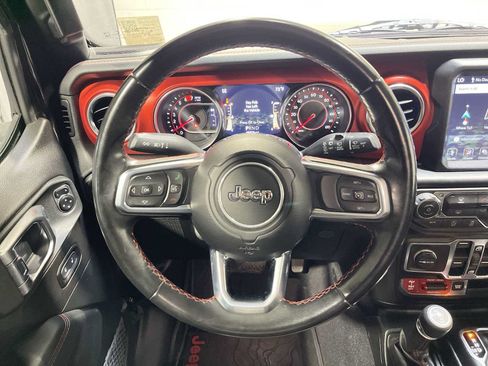 Used 2020 Jeep Wrangler Unlimited Rubicon w/ Dual Top Group AWD/4WD image 15