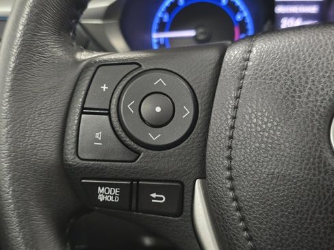 Used 2016 Toyota Corolla S Premium image 32