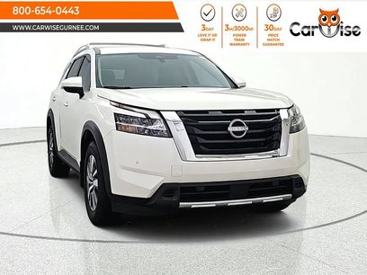 Used 2023 Nissan Pathfinder SL