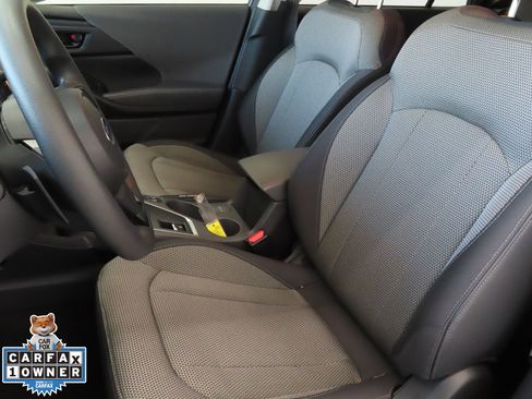 Used 2024 Subaru Crosstrek 2.0i Premium image 13