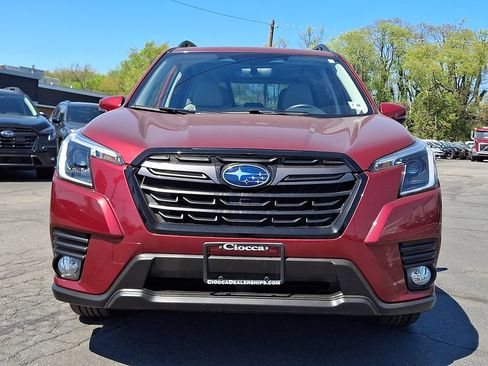 Used 2023 Subaru Forester Limited AWD/4WD image 5