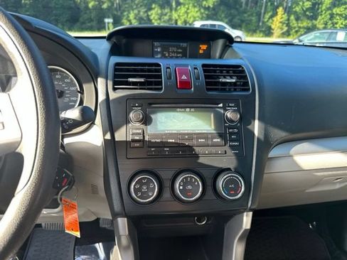 Used 2015 Subaru Forester 2.5i Premium w/ All-Weather Package AWD/4WD image 16