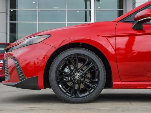 New 2025 Toyota Camry SE FWD image 10