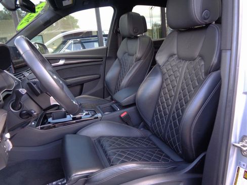Used 2023 Audi SQ5 Prestige w/ Prestige Package AWD/4WD image 9