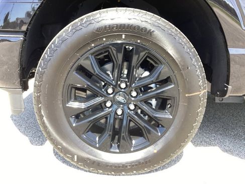 New 2025 Ford F150 Lariat w/ Equipment Group 501A Mid image 15