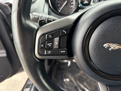 Used 2016 Jaguar F-TYPE Convertible image 15