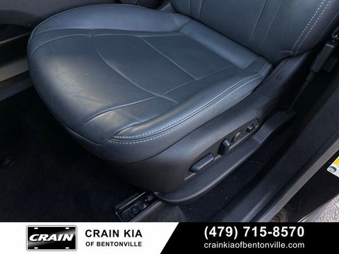 Used 2024 Buick Enclave Premium image 25