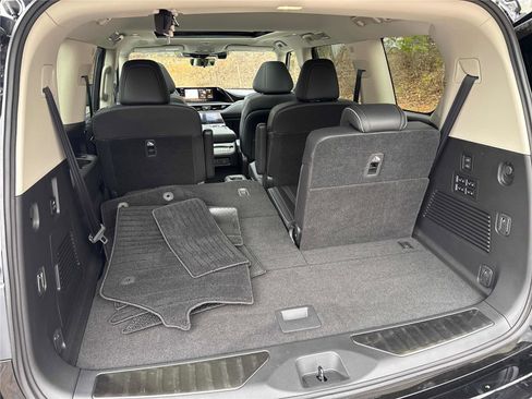 Certified 2025 INFINITI QX80 Sensory image 32