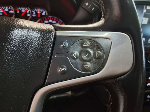 Used 2014 GMC Sierra 1500 SLT w/ SLT Crew Cab Value Package image 24