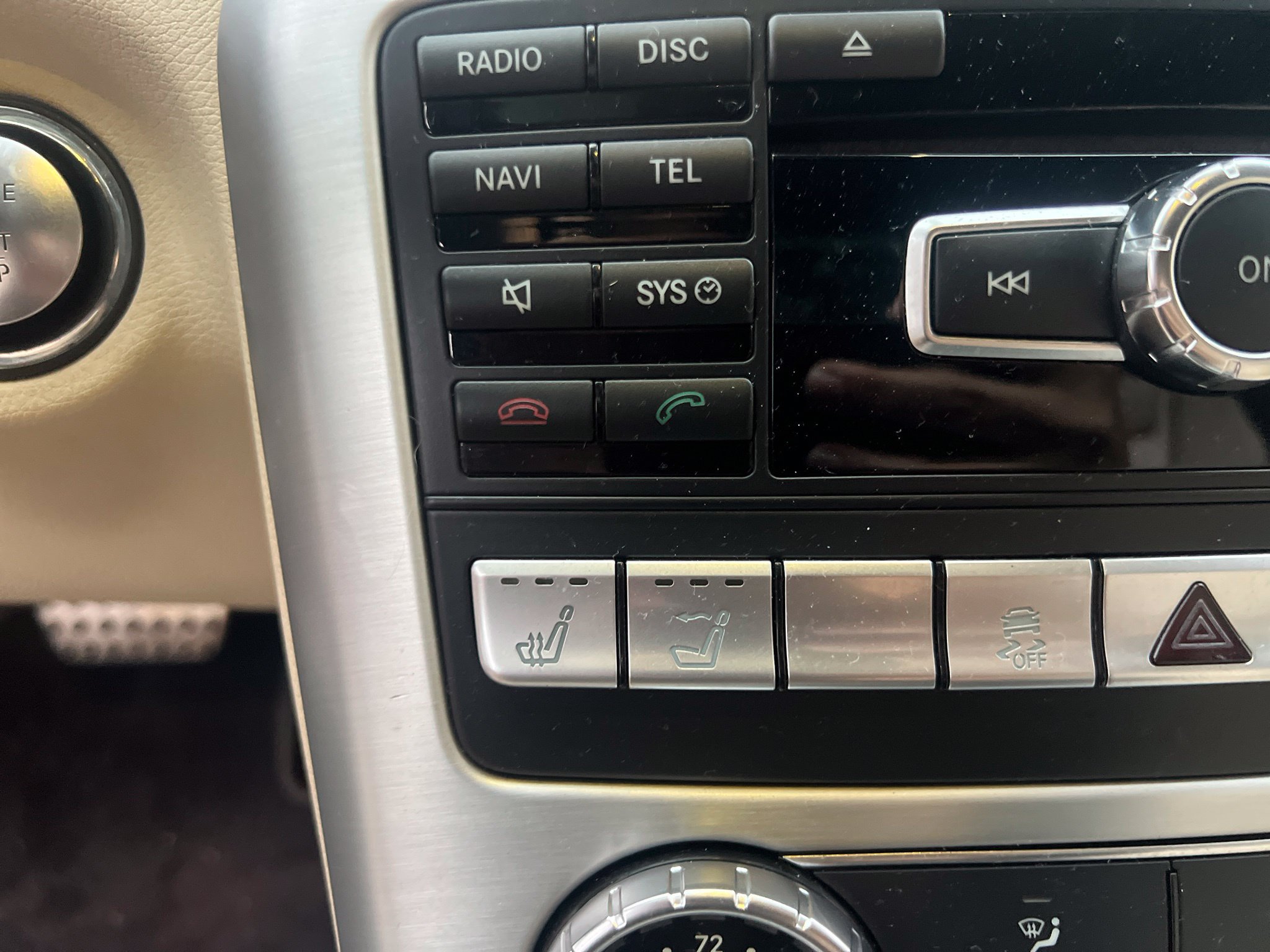 Used 2013 Mercedes-Benz SLK 250 image 18