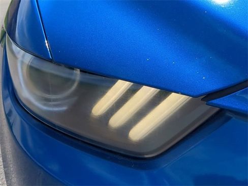 Used 2017 Ford Mustang GT image 9