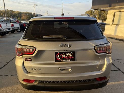 Used 2021 Jeep Compass Latitude w/ Convenience Group image 6