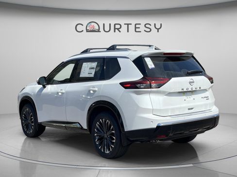New 2026 Nissan Rogue Platinum w/ Platinum Premium Package AWD/4WD image 4