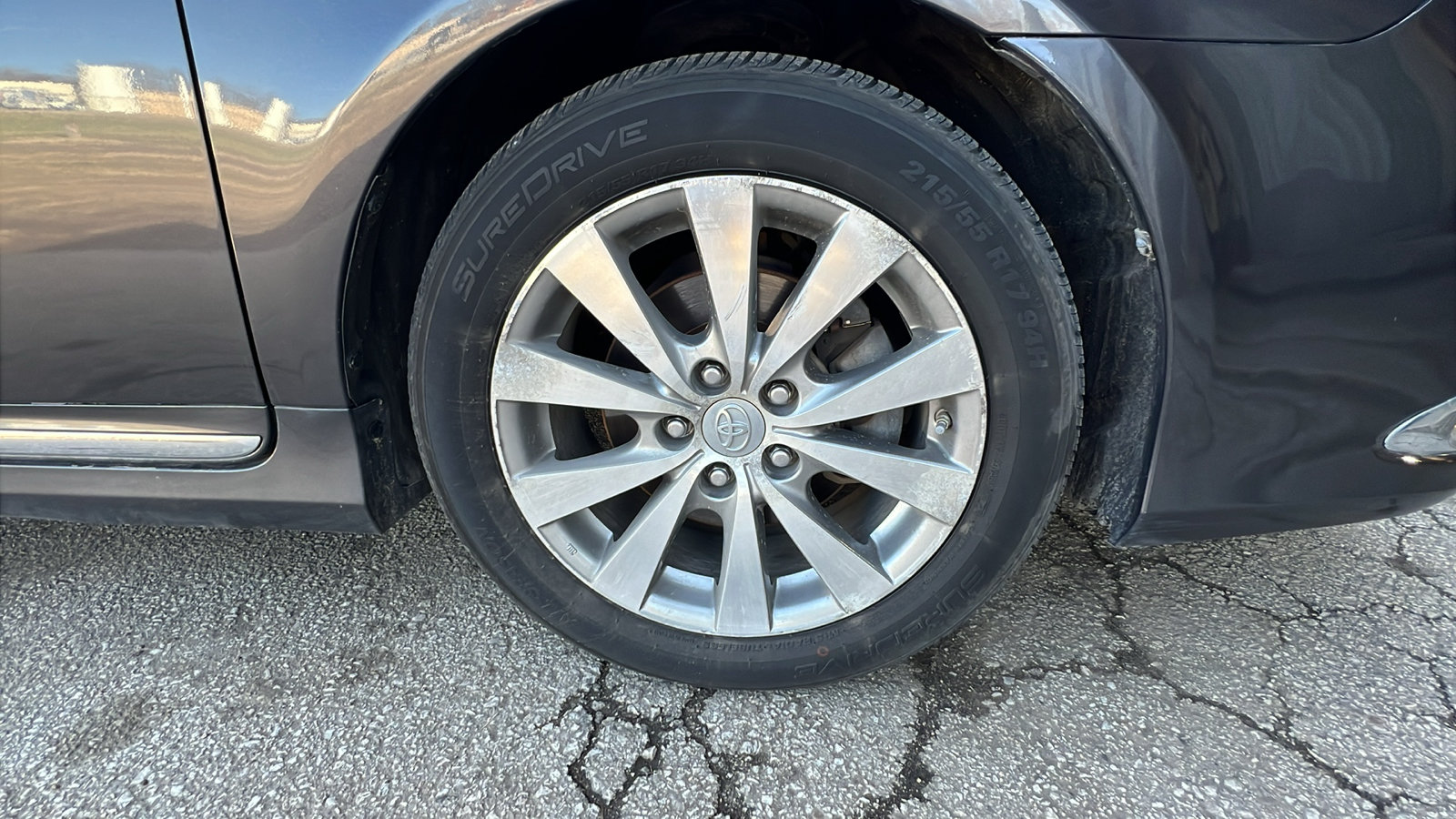 Used 2011 Toyota Avalon Limited FWD image 9