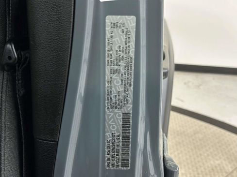 Certified 2025 Jeep Wrangler Sport image 30