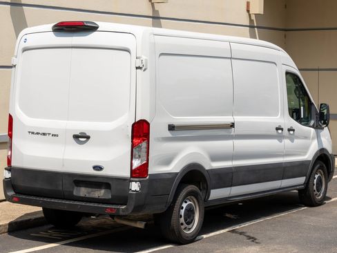 Used 2023 Ford Transit 250 Medium Roof w/ Load Area Protection Package RWD image 11