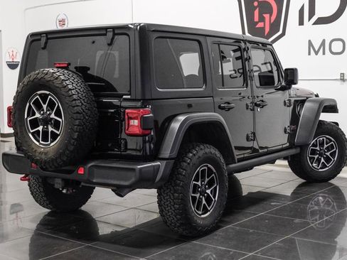 Used 2024 Jeep Wrangler Unlimited Rubicon image 11