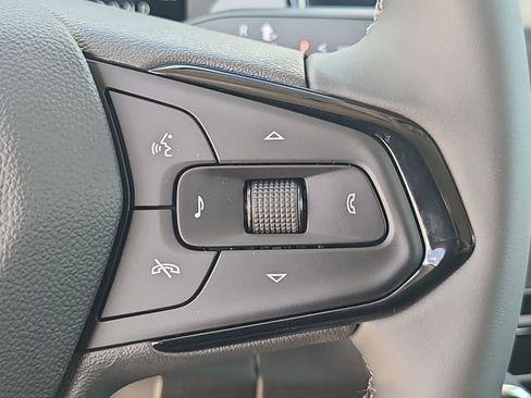 New 2027 Chevrolet Bolt LT w/ Comfort Package image 24