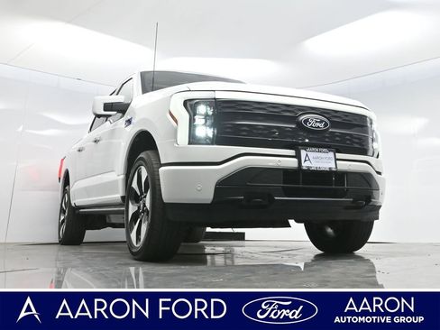 Used 2024 Ford F150 Lightning Platinum AWD/4WD image 3