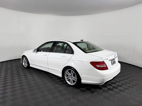 Used 2014 Mercedes-Benz C 300 4MATIC Sedan image 16
