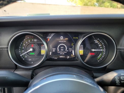 Used 2021 Jeep Wrangler Unlimited Sahara w/ Cold Weather Group image 24