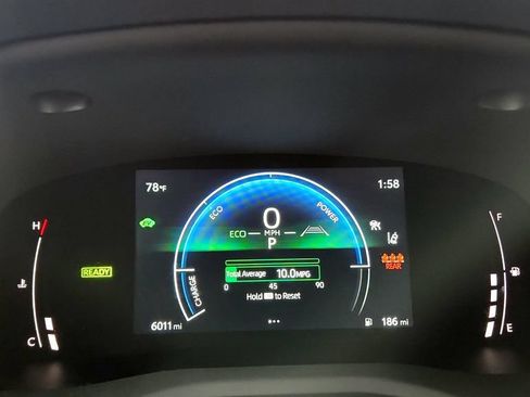 Used 2025 Toyota Camry SE w/ Convenience Package AWD/4WD image 26