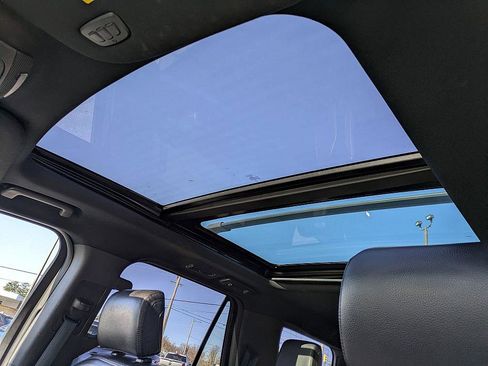 Used 2019 Ford Expedition Limited w/ Equipment Group 301A image 28