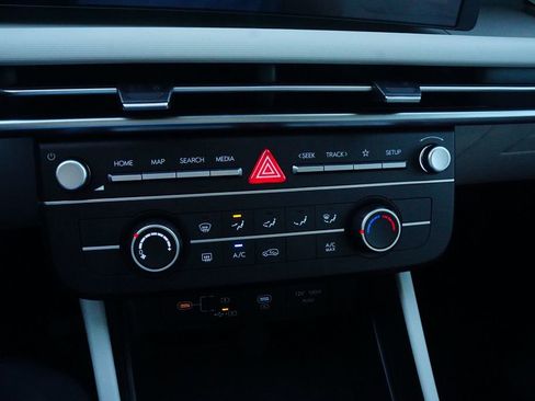 New 2026 Hyundai Tucson SE image 13