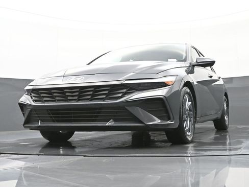 Certified 2024 Hyundai Elantra SEL image 56