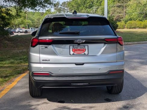 New 2027 Chevrolet Bolt LT w/ Comfort Package FWD image 3