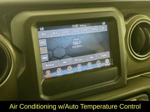 Used 2022 Jeep Wrangler Unlimited Sport AWD/4WD image 20